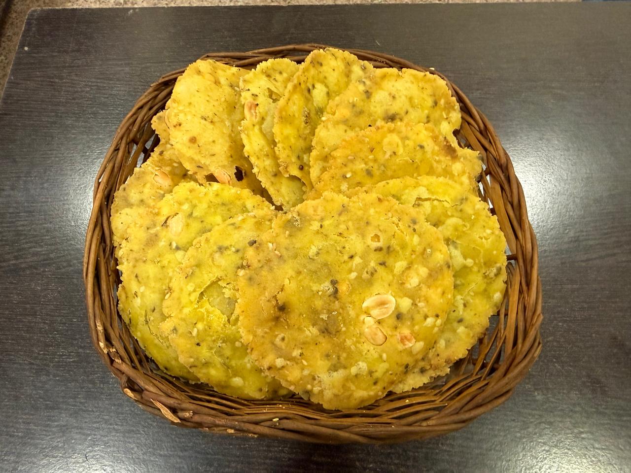 Pachi Mirchi Chakkalu - Image 2